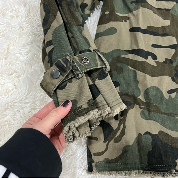 Forever 21 Camo Utility Jacket NWT - Picture 2 of 11